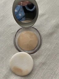 Пудра для лица Pupa Luminys Silky Baked Face Powder №05 Amberlight 9 г (8011607099160) фото от покупателей 2