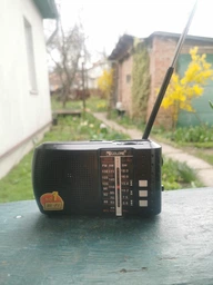 Кишеньковий портативний всехвильовий акумуляторний FM-радіоприймач Golon ICF 8 з USB та bluetooth