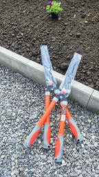 Ножницы для стрижки кустарников INTERTOOL FT-1101 584 мм фото от покупателей 2