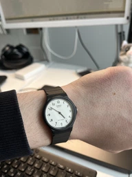 Годинник Casio MQ-24-7E2LDF