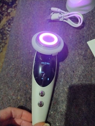 Микротоковый массажер для лица и шеи 7 режимов RF-лифтинг EMS с микротоками от отеков лифтинг и тонус кожи для омоложения фото от покупателей 13