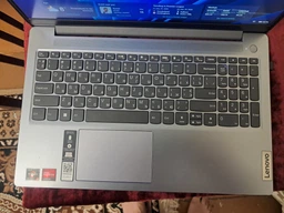 Ноутбук Lenovo IdeaPad Slim 3 15AMN8 (82XQ00VTRA) Arctic Grey / 15.6" IPS Full HD / AMD Ryzen 5 7520U / RAM 16 ГБ / SSD 512 ГБ фото от покупателей 4