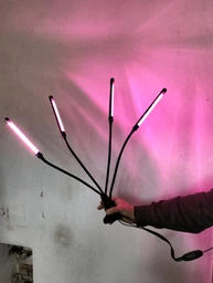 Фитолампа для растений на 4 ветки светодиодная LED с таймером USB 20Вт, настольная лампа для роста и цветения, комнатных и тепличных растений с клипсой-зажимом и USB питанием, красный, фиолетовый и синий свет Черная LP-418