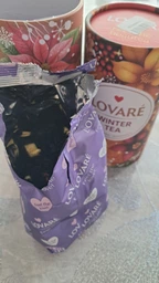 Чай черный Lovare Winter Tea с фруктами, лепестками цветов, ароматом питахайи и манго 80 г (4823115406088)