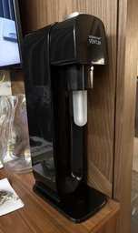 Аппарат / Сифон для газирования воды и напитков SODA@HOME VENTUM Black с балоном СО₂
