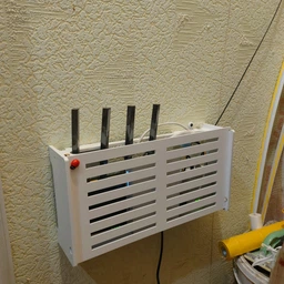 Настенная коробка для роутера Wi-Fi Полка 40*20,5*10 см Белая решетка