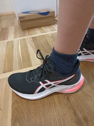 Кросівки для бігу чоловічі ASICS GT-2000 12 1011B691-300 Electric Lime/Black 46.5 (12) 29.5 см
