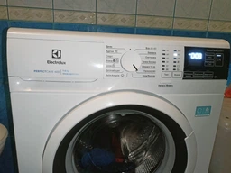 Пральна машина Electrolux EWS6426WU