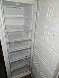 Морозильная камера Beko B1RFNE294W