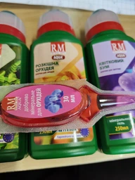 Известняк гранулированный KALK от мха на газоне 5 кг