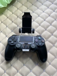 Тримач-затискач DOBE для мобільного телефону та для геймпаду DualShock 4 консолі-приставки Sony PlayStation 4 (PS4 PRO /PS4 Slim / PS4 Fat) фото від покупців 4