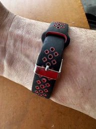Комплект силіконових ремінців MRK для фітнес браслета Xiaomi Mi Band 3/4 Black and Red Set (mrk2653) фото від покупців 1