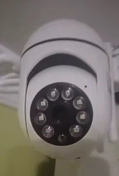 Поворотная IP камера QC011 беспроводная WiFi для видеонаблюдения со звуком и ночным видением фото от покупателей 6