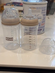 Бутылочка антиколиковая Canpol Babies Natural Shape с соской Dual-zone 260 мл (35/401)