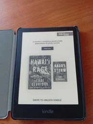 Електронна книга Amazon Kindle Paperwhite 11th Gen 8GB 6.8" Black (з регулюванням теплого світла)
