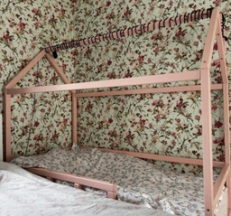 Дитяче ліжко будиночок Монтессорі BUSY WOOD на ніжках Модель 2 160x80 см Рожеве