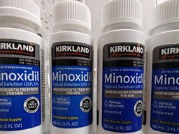5% Minoxidil Kirkland для росту волосся та бороди (3 флакона + дозатор)