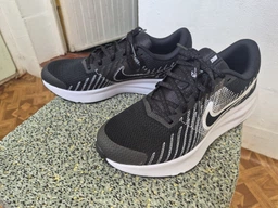 Мужские кроссовки для бега Nike Run Defy HM9594-400 40 (7US) 25 см Голубые (197861837859) фото от покупателей 1