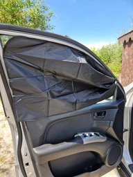 Автомобільні магнітні шторки на бокові вікна MagneticCar, 2 штуки, задні фото від покупців 1