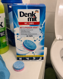 Таблетки для чищення унітазу від вапняного та сечового каменів Denkmit WC Tabs 16 шт