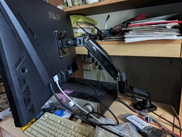 Настольное крепление для монитора RZTK NB-F80 17-30'' до 9кг VESA 75x75/100x100мм Black + кабель USB3.0 1.5 м фото от покупателей 18