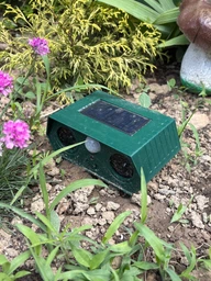 Відлякувач ультразвуковий кротів і птахів змій гризунів Solar Animal Repellent 01 на сонячній батареї + стробоскоп фото від покупців 2