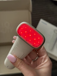 Набор для ухода за телом и лицом с насадкой Skin LED Philips BRE748/00 серии 9900 фото от покупателей 4