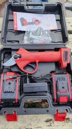 Секатор акумуляторный VOLLYX RED 21V кусторез садовые ножницы + 2 аккумулятора + кейс фото от покупателей 1