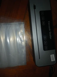 Вакууматор побутовий для продуктів їжі Vacuum Sealer 120W вакууманий пакувальник автоматичний + 10 пакетів фото від покупців 7