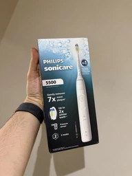 Электрическая зубная щетка Philips Sonicare HX7110/01 серии 5500 фото от покупателей 2