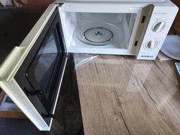 Микроволновая печь INTERLUX IMWO-9920SB фото от покупателей 1