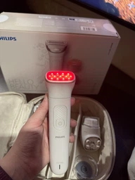 Набор для ухода за телом и лицом с насадкой Skin LED Philips BRE748/00 серии 9900
