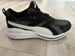 Чоловічі кросівки Puma Hypnotic LS 40472401 44.5 (10UK) 29 см Puma Black-Puma White (4069161664458)