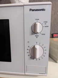 Мікрохвильова піч Panasonic NN-SM221WZUE фото от покупателей 2