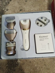 Беспроводной эпилятор Kemei для сухой и влажной депиляции 5в1 с насадками депилятор пемза массажер бритва пилинг с подсветкой фото от покупателей 11