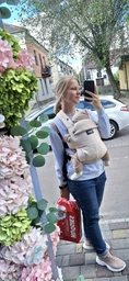 Слінг рюкзак ерго для новонароджених кенгуру дитячий хіпсіт з народження до 20 кг 3 положення носіння регульований 3 в 1 переноска для немовляти анатомічна посадка М позиція натуральна бавовна поперекова розгрузка широкі лямки регулювання розміру бежевий фото від покупців 2
