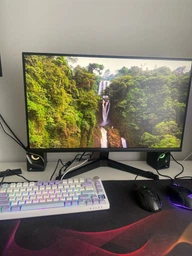 Монитор 27" Samsung Odyssey G5 (LS27FG532EIXUA) -- QHD 2K / IPS / 200Hz / 1 мс (MPRT) / FreeSync Premium / Black Equalizer / Eye Saver Mode фото от покупателей 3
