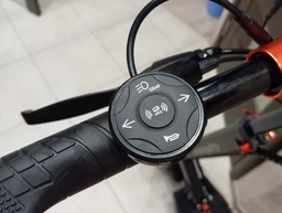 Електросамокат KUGOO M4 Max+ Plus NFC Key 2000W (Dual Motor) 23Ah з сидінням, повний привід, складаний, швидкість до 60–65 км/год, запас ходу до 70 км, 10" колеса, подвійна амортизація, дискові гальма, LED підсвітка, LCD дисплей, NFC ключ чорний фото від покупців 2