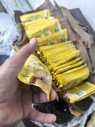 Вологий корм Purina Friskies для котів шматочки в підливі з лососем 85 г (7613036962230) фото від покупців 2