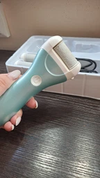 Пемза пилка для ніг та п'яток роликова аккумуляторна Callus Remover 3W електрична для шліфування електропемза для педикюру USB зелена фото від покупців 3