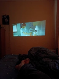 Смарт проектор SMART 4K Projector Ultra HD до 130 дюймів, міні, портативний,HDMI-сумісний, повна підтримка Android та iOS , Bluetooth 5.0, Wi-Fi 6, мультимедійний домашній кінотеатр, чорний фото від покупців 2