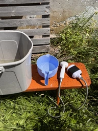 Душ портативний Travel shower від USB кемпінговий з помпою білий акумуляторний фото від покупців 1
