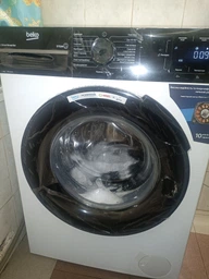 Пральна машина Beko BM1 WFSU 36233 WPBB, фронтальна, вузька, 44,6 см, 6 кг, 1200 об/хв, клас В/A/B, 15 програм, інверторний, дозавантаження, пара, дисплей, білий c чорний люком фото від покупців 3
