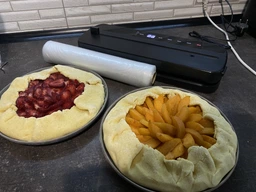 Вакуумний пакувальник сенсорний автоматичний для їжі та продуктів великий вакууматор з шлангом для для м'яса риби B4 побутовий для дому із запаюванням і різаком 110 Вт, чорний + пакети для вакууматора 10 шт