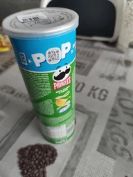 Чипси Pringles Sour Cream & Onion Сметана-цибуля 165 г (0.165 кг) (5053990101597) фото від покупців 3