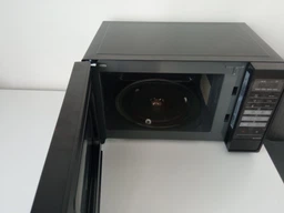 Мікрохвильова піч Panasonic NN-ST25HBZUE фото від покупців 2