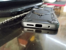 Удароміцний чохол Bracket case with Magnetic для Xiaomi Redmi Note 11 (Global) / Note 11S Black Без бренду фото від покупців 3