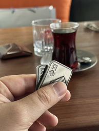 Магнитный слайдер антистресс Poker Cards металлическая игрушка-фиджет в форме игральных карт для снятия напряжения "P" (86909192)