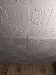 Декоративна 3D панель самоклеюча 70x70 см біла м’яка панель для стін та стелі під плитку вологостійка