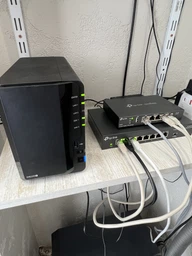 Комутатор некерований TP-Link TL-SG108-M2
